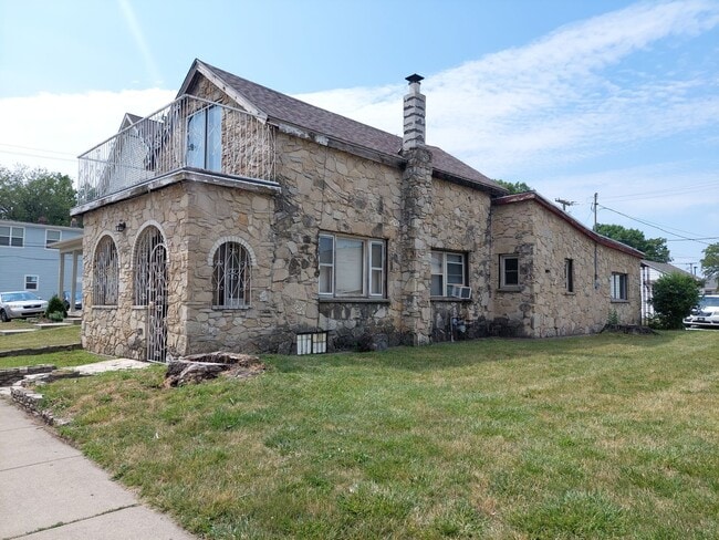 property at 1308 Salem St