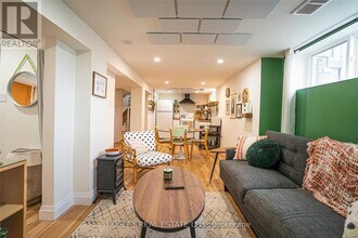 7 Colfax St in Toronto, ON - Building Photo - Building Photo