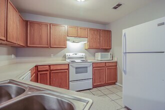 3417 49th St in Lubbock, TX - Building Photo - Building Photo