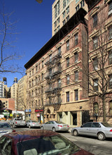 255-261 W 109th St in New York, NY - Building Photo - Building Photo