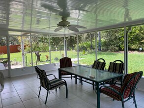 6014 N Buckland Dr in Citrus Springs, FL - Foto de edificio - Building Photo