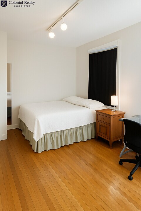 1673 Commonwealth Ave in Boston, MA - Building Photo