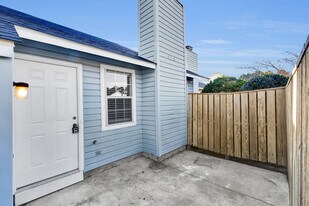 118 Witten Cir in Havelock, NC - Building Photo