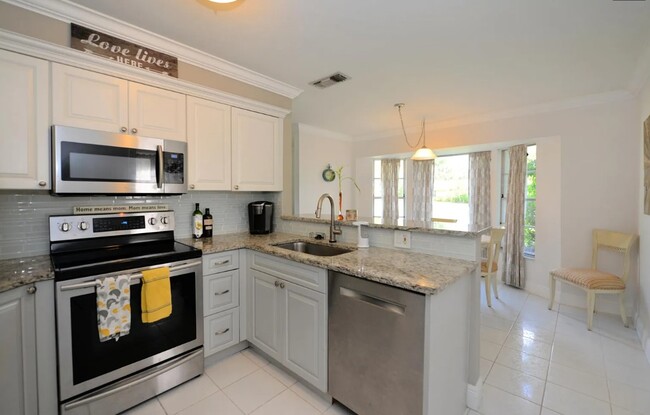 2713 Clipper Way in Naples, FL - Building Photo - Building Photo