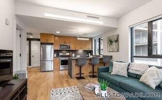 83 Gardner St, Unit 301 in Boston, MA - Building Photo