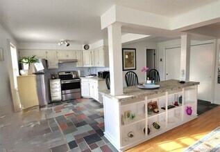 12 Traver Rd in Staatsburg, NY - Building Photo - Building Photo