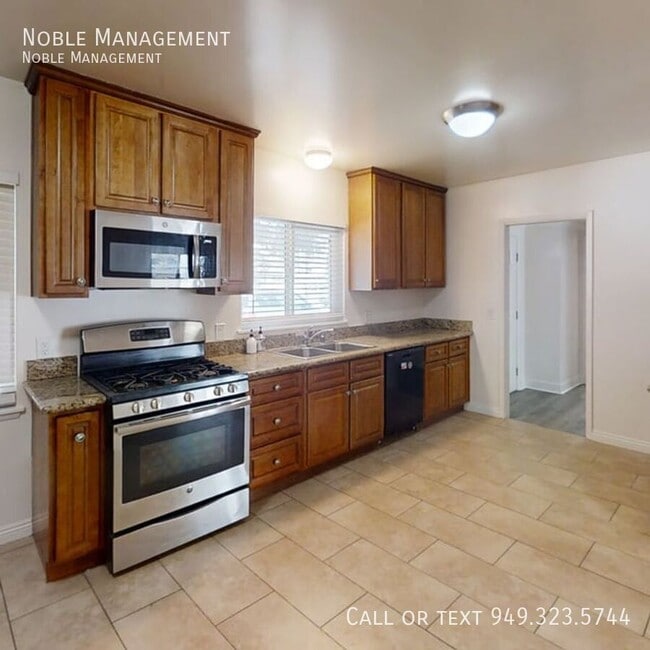 13022 Yorba St in Santa Ana, CA - Building Photo - Building Photo