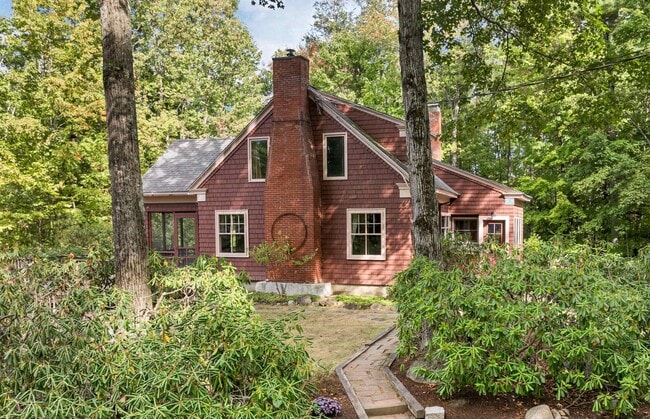 property at 44 Neighbors Row