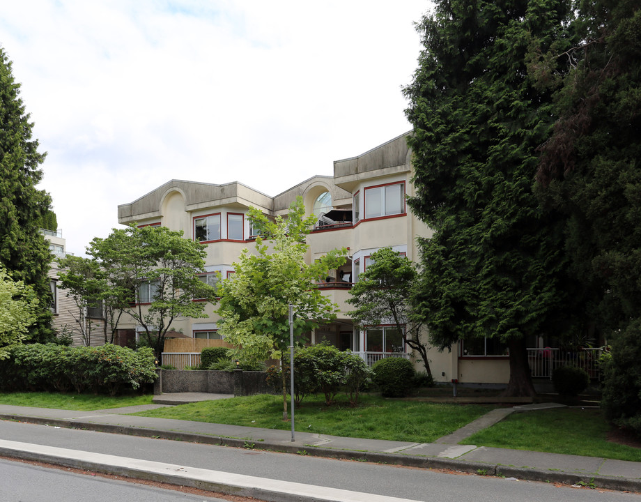 1918 York Ave in Vancouver, BC - Building Photo