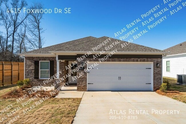 property at 4415 Foxwood Dr SE