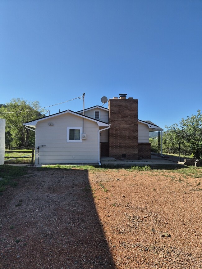 9580 County Rd 69.3 in Trinidad, CO - Building Photo - Building Photo
