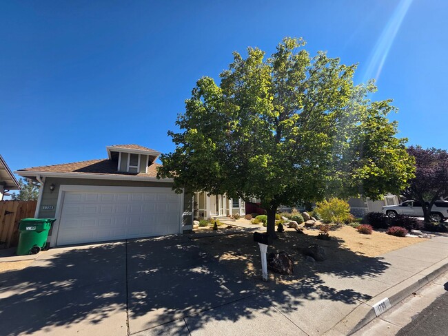 1730 Terrace Heights Ln in Reno, NV - Building Photo - Building Photo