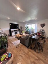 1676 Maple Ave, Unit 27 in Solvang, CA - Building Photo - Building Photo