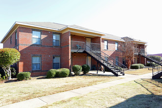 Vista Terrace in Montgomery, AL - Building Photo - Building Photo