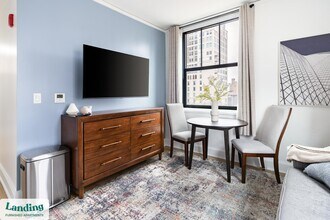 933 McGee St in Kansas City, MO - Foto de edificio - Building Photo