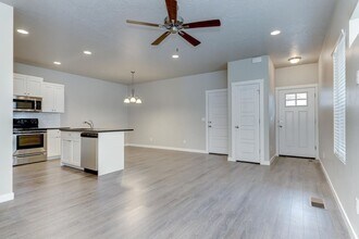 2207 Ison Ct in Caldwell, ID - Building Photo - Building Photo
