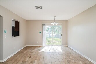 13121 Fennway Ridge Dr in Riverview, FL - Building Photo - Building Photo