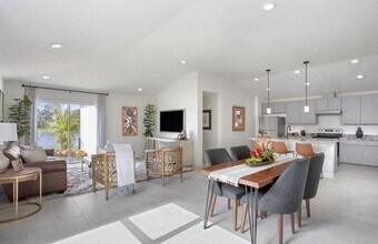 9183 Sandy Bluffs Circle in Parrish, FL - Building Photo - Building Photo