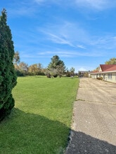 33053 Pamrich Dr in Kingston, IL - Building Photo - Building Photo