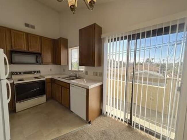 4576 Hawley Blvd in San Diego, CA - Building Photo - Building Photo