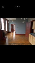 140 E Main St in Midway, KY - Foto de edificio - Building Photo