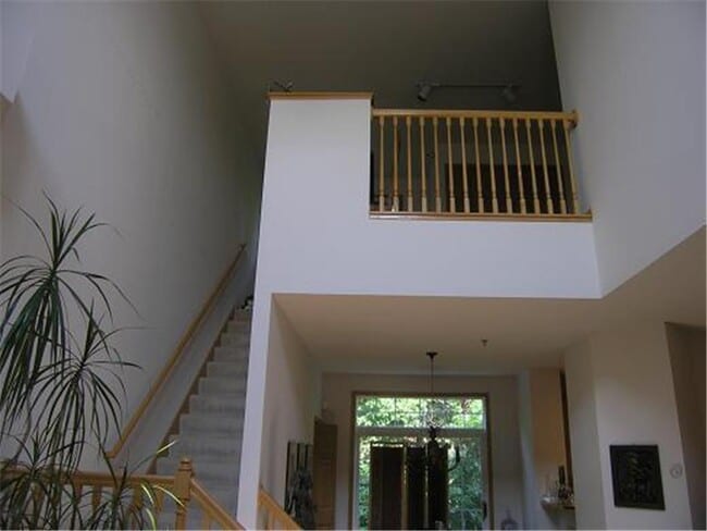 1709 Elm St in White Bear Lake, MN - Building Photo - Building Photo