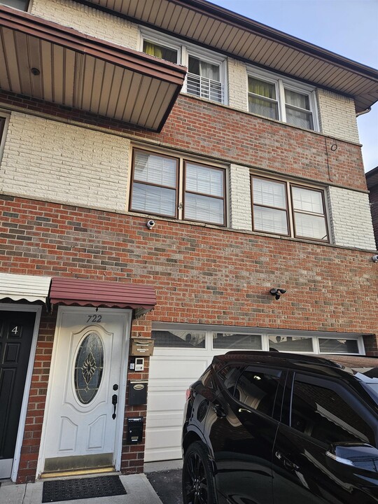 722 Liberty Ave in North Bergen, NJ - Building Photo