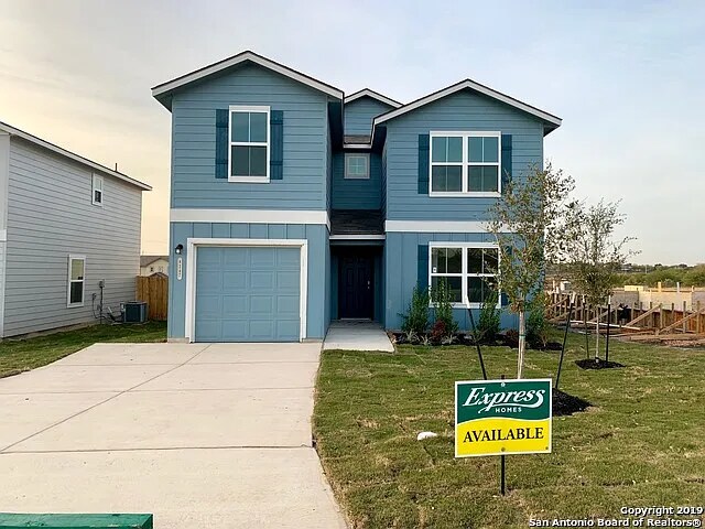 8247 Rocky Pebble in San Antonio, TX - Building Photo