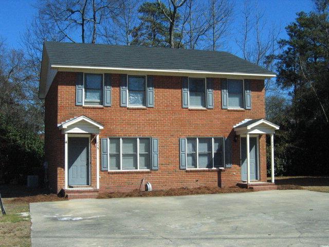 1889 Coral Way in Sumter, SC - Foto de edificio