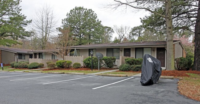 Sea Pines Apartments