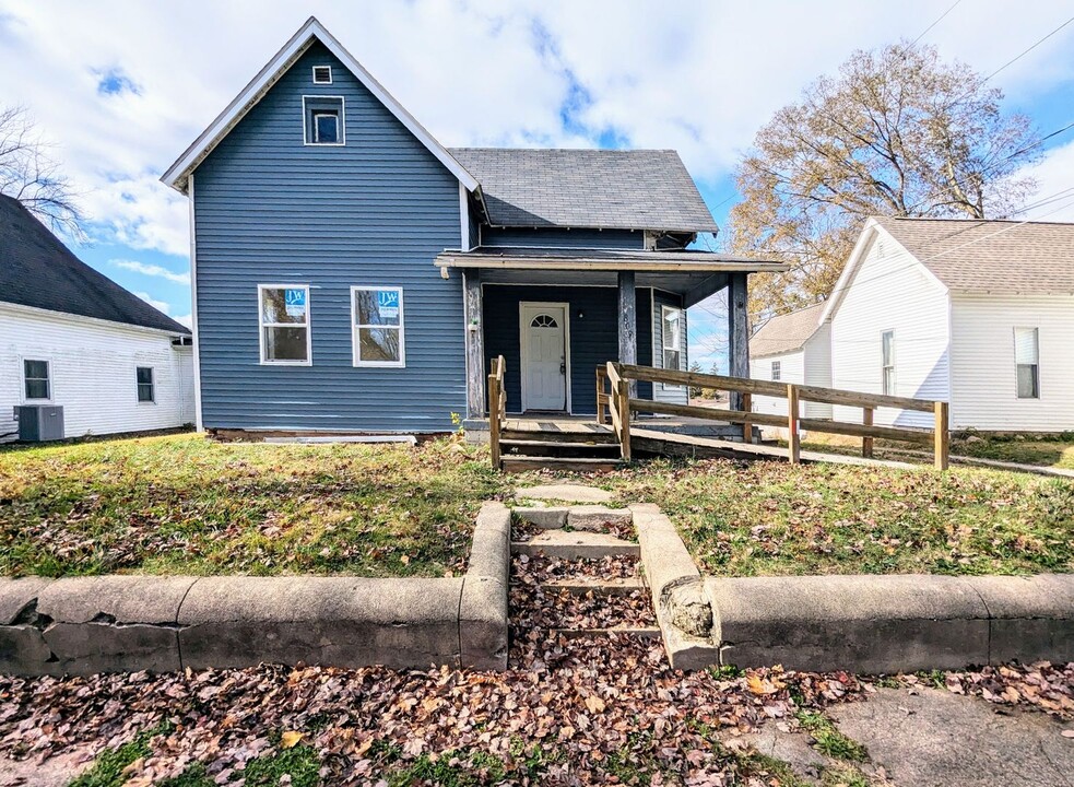 809 S Green St in Crawfordsville, IN - Building Photo