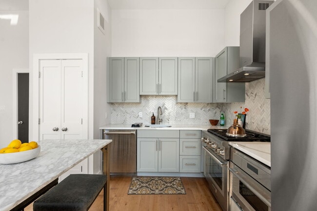 50 Hichborn St in Boston, MA - Building Photo - Building Photo
