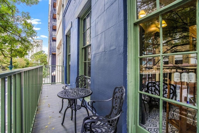 604 Baronne St in New Orleans, LA - Building Photo - Building Photo