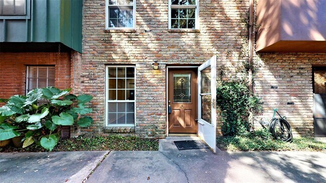 1205 Autrey St photo'