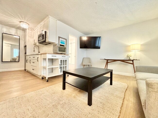 property at 1102 11th St