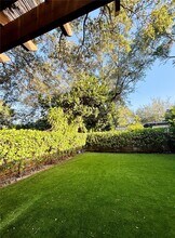 330 NE 88th St in El Portal, FL - Building Photo - Building Photo