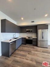 919 S Harvard Blvd in Los Angeles, CA - Building Photo - Building Photo