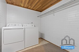 2345 SE 174th Ave in Portland, OR - Building Photo - Building Photo