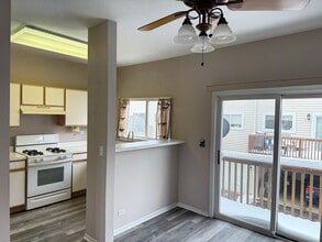 1116 Village Center Pkwy in Aurora, IL - Foto de edificio - Building Photo