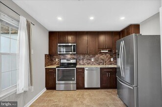 16294 Taconic Cir in Montclair, VA - Building Photo - Building Photo