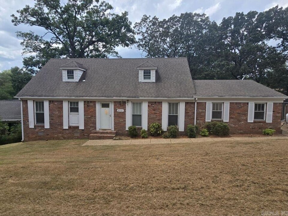 3017 Delmar Ave in North Little Rock, AR - Foto de edificio