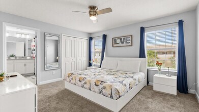 4976 Windermere Ave in Kissimmee, FL - Building Photo - Building Photo