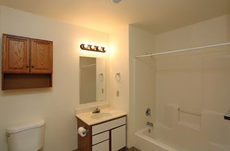 Fox Lane Apartments in Walworth, WI - Foto de edificio - Interior Photo