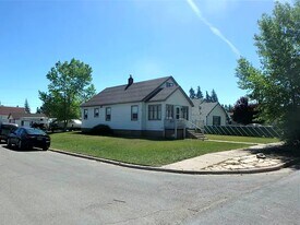 446 Center St in Evanston, WY - Building Photo