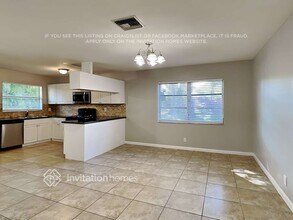 12066 NW 27th St in Coral Springs, FL - Foto de edificio - Building Photo