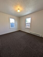 1912 Laurel St in Klamath Falls, OR - Building Photo - Building Photo