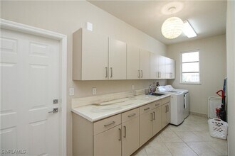 801 99th Ave N in Naples, FL - Building Photo - Building Photo