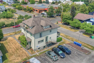 906-908 Adams St SE in Olympia, WA - Foto de edificio - Building Photo