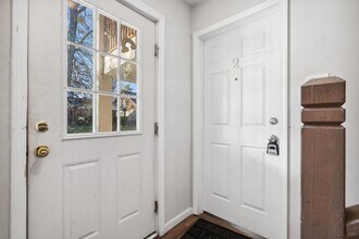 2112 Catalpa Dr, Unit 2 in Dayton, OH - Foto de edificio - Building Photo