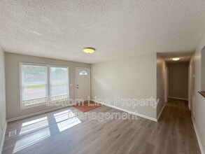 409 Olin Dr in Waxhaw, NC - Building Photo - Building Photo